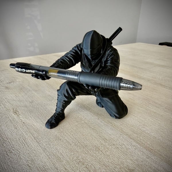 🔥⚔️Samurai Pen Holder™ — The Coolest Way to Hold Your Pens